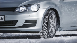 Nová pneumatika UltraGrip 9 dosáhla v testech pneumatik vysokého uznání za svou výbornou výkonnost na sněhu