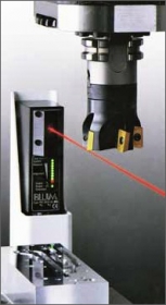 Obr. 5: Laserový měřicí přístroj Blum-Novotest LaserControl NT