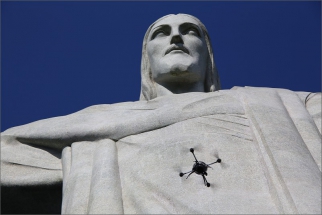 3500 záběrů sochy i okolního prostředí získal dron Aeryon během 20 minut.