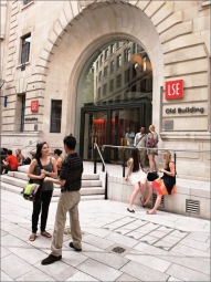 Londýnská škola ekonomie a politických věd (LSE) je jednou z nejvýznamnějších škol v oblasti sociálních věd na světě.