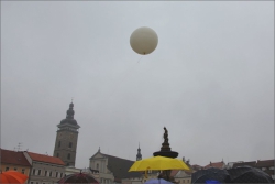 Balon doletěl do výšky 35 kilometrů