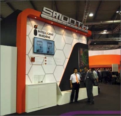 Na EMO v Miláně se v Evropě poprvé představila řada technologií SMOOTH společnosti Mazak