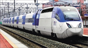 Korejští hosté z Výzkumného železničního ústavu KRRI se pochlubili jako čtvrtí na světě vlastní výrobou vlaků s rychlostí až 430 km/h