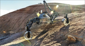 Roboty Sherpa II a Coyote III při testech pohybu na svahu