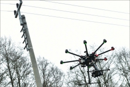 ČEZ Distribuce testuje drony v těžko přístupném terénu