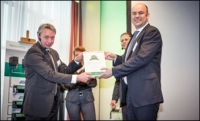 REM-Technik oceněn firmou VIPA jako „Distributor roku 2012“ REM-Technik oceněn firmou VIPA jako „Distributor roku 2012“