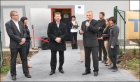 Marek Babák, místostarosta města Tišnov, Josef Vrba, jednatel společnosti TEPLO T, a Josef Jeleček, generální ředitel TEDOM
