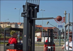 Závodníci Ještěrka Cupu se pokusí překonat rekord v hodu basketbalovým míčem