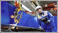 Robot na řezání faset od společnosti Cloos