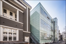 V přestavěné budově budou umístěny centrální laboratoře