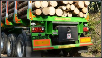 Vedle nosné produkce lesotechniky se firma zabývá dodávkami komponentů trafostanic a dalšího sortimentu