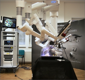 Da Vinci robot