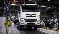 Ke konci roku pracovalo v TATRA TRUCKS 845 kmenových zaměstnanců (bez započítání zaměstnanců dceřiných společností). Ke konci roku pracovalo v TATRA TRUCKS 845 kmenových zaměstnanců (bez započítání zaměstnanců dceřiných společností).