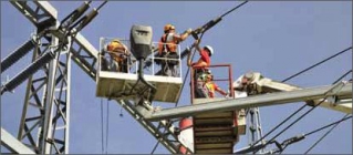 Výstavba a modernizace soustavy každoročně vyžadují nemalé prostředky. Jenom ČEPS investuje do sítě VVN 3–4 mld. Kč