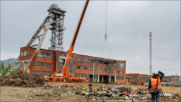 Likvidace těžní věže na dole Hamr /Zdoj: DIAMO/ Likvidace těžní věže na dole Hamr /Zdoj: DIAMO/