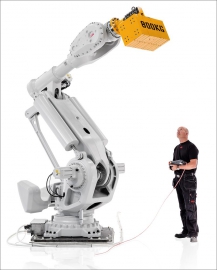 IRB 8700 je nejvýkonnější robot s vysokou nosností a zároveň nejnižšími provozními náklady na trhu