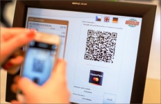 Mobilní aplikací InCard MasterPass lze nově zaplatit i v hypermarketu