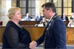 Vedení města Brna udělilo profesorce Ivaně Márové z Fakulty chemické VUT v Brně prestižní ocenění za přínos technickým vědám