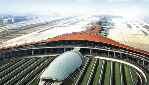 Nástupní prsty budoucího terminálu 3 letiště Daxing Int. podle projektu nizozemské společnosti NACO