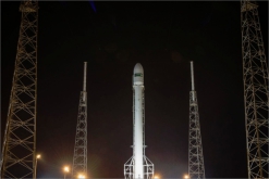 Falcon 9 v1.2 těsně před startem