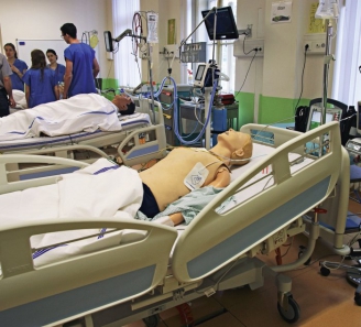 Centrum je vybaveno pacientskými simulátory v hodnotě několika milionů korun
