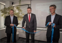 Zleva: Martin Janáček, generální ředitel SAP Labs Česká republika, Jaroslav Kacer, náměstek primátora města Brna, Clas Neumann, ředitel sítě SAP Labs
