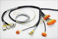 Příklad ÖLFLEX® CONNECT CABLES: Kabelový svazek s různými konektory a koncovkami Příklad ÖLFLEX® CONNECT CABLES: Kabelový svazek s různými konektory a koncovkami