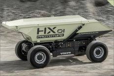 Revoluční koncepcí elektricky poháněného autonomního nákladního vozidla společnosti Volvo Contruction Equipment
