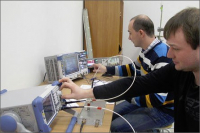 Při pracích na projektu RHINOS využijí na Fakultě elektrotechniky a informatiky například pracoviště pro zpracování rádiových signálů /Foto: Fotoarchiv UPa/ Při pracích na projektu RHINOS využijí na Fakultě elektrotechniky a informatiky například pracoviště pro zpracování rádiových signálů /Foto: Fotoarchiv UPa/