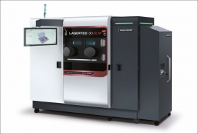 DMG MORI se ve Pfrontenu již mohla pochlubit konkrétním výsledkem spolupráce s nedávno připojenou firmou Realizer – strojem Lasertec 30 SLM, který je reprezentantem technologie Selective Laser Melting