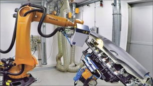 V Laser Zentrum Hannover (LZH) se zaměřili na postupy spojování, řezání a případně odstraňování vrstev
