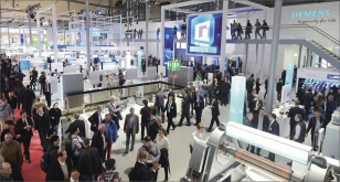 Největší expozice patřila koncernu Siemens, který nabízí digitální továrny