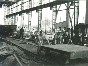 Výstavba haly hlubinných pecí, 24.9.1951