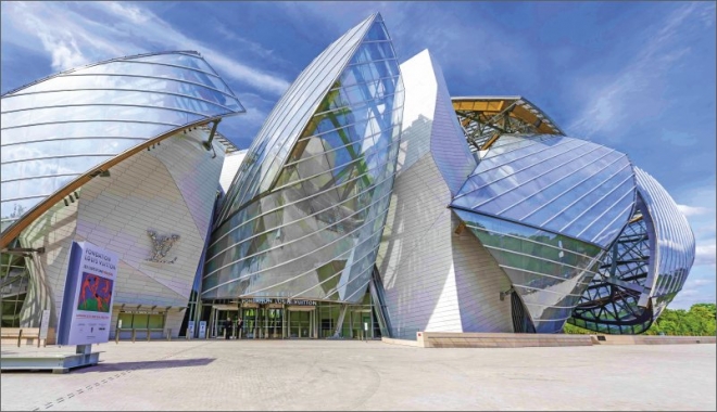 Budova Nadace Louise Vuittona