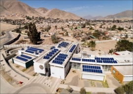 Od roku 2015 chilská vláda prostřednictvím čtyřletého podpůrného programu podporuje výstavbu fotovoltaických systémů na veřejných budovách