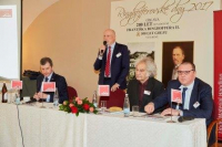 Úvodní proslov Jindřicha Kotyzy, jednatele a ředitele Linde MH Úvodní proslov Jindřicha Kotyzy, jednatele a ředitele Linde MH