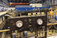 Účastníky exkurzí vždy zaujmou úchvatné industriální interiéry elektrárny Účastníky exkurzí vždy zaujmou úchvatné industriální interiéry elektrárny