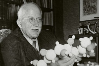 Hermann Staudinger, zakladatel vědy o polymerech