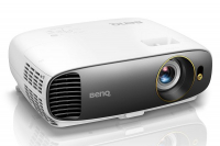 BenQ W1700 