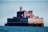 Plovoucí jaderná elektrárna Akademik Lomonosov /Zdroj: indiatoday.in/ Plovoucí jaderná elektrárna Akademik Lomonosov /Zdroj: indiatoday.in/