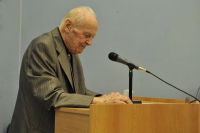 Profesor Šimáně zůstal aktivní i v pozdním věku Profesor Šimáně zůstal aktivní i v pozdním věku