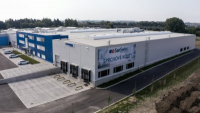 SanSwiss dokončil výrobně-logistickou halu SanSwiss dokončil výrobně-logistickou halu