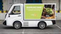 Vůz, který využívají v pražském skladu, je jediným modelem v České republice Vůz, který využívají v pražském skladu, je jediným modelem v České republice