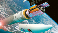 Znázornění vypuštění vesmírného teleskopu Jamese Webba složeného tak, aby se vešel do přepravního prostoru rakety Ariane 5