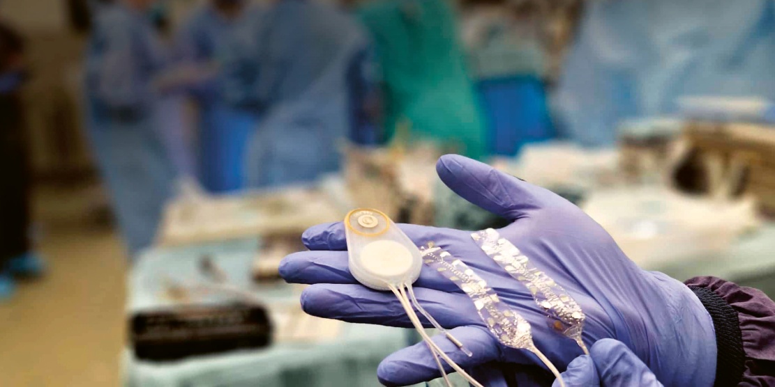 Signály z mozku přímo do sluchátek nebo brýlí