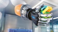 Schunk dokáže propojit mechanické uchopování s logickým: pětiprstá ruka Schunk SVH 5 dokáže díky umělé inteligenci identifikovat libovolný předmět v libovolné pozici a autonomně vyvinout a aplikovat vhodné uchopovací strategie /Foto: Schunk/ Schunk dokáže propojit mechanické uchopování s logickým: pětiprstá ruka Schunk SVH 5 dokáže díky umělé inteligenci identifikovat libovolný předmět v libovolné pozici a autonomně vyvinout a aplikovat vhodné uchopovací strategie /Foto: Schunk/