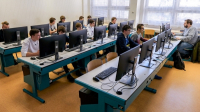 Současní teenageři nemají problémy s informatikou Současní teenageři nemají problémy s informatikou