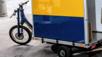 DACHSER v Praze zaváží elektrokoly i paletové zásilky /Zdroj: DACHSER/ DACHSER v Praze zaváží elektrokoly i paletové zásilky /Zdroj: DACHSER/