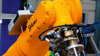 Robotické buňky Stäubli pomáhají řešit souběžnou výrobu různých modelových řad
