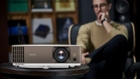 BenQ uvádí na trh chytrý 4K projektor pro domácí kino W1800i